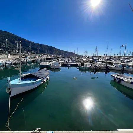 Duplex 6 Pers - Panoramic Sea View - Old - 2 Mn *